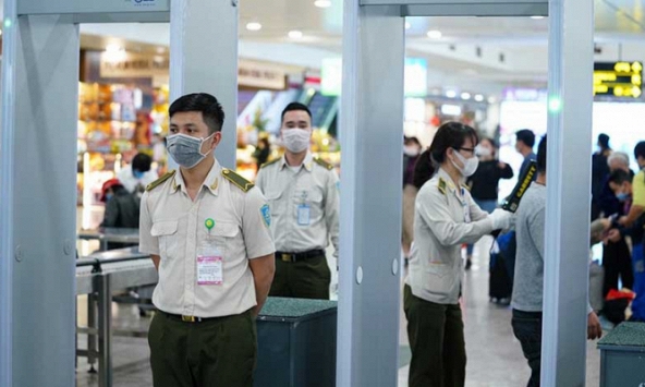 Thủ tướng Chính phủ: Không vì mục tiêu nôn nóng phát triển mà mở cửa để ảnh hưởng đến sức khỏe nhân dân