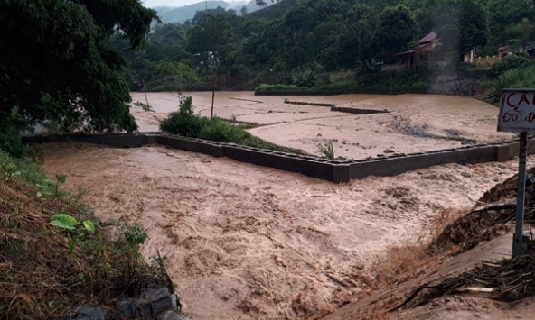 Khu vực vùng núi phía Bắc có nguy cơ lũ quét, sạt lở 