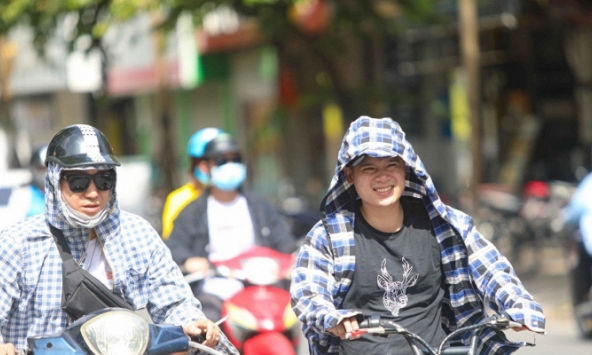  Bắc Bộ và Trung Bộ nắng nóng đặc biệt gay gắt, có nơi trên 39 độ C