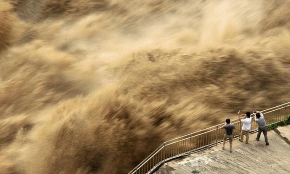 Trung Quốc đã dùng thuốc nổ phá hủy đập Chuhe để xả lũ