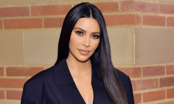 Kim Kardashian: Nữ hoàng thời trang và những cuộc hôn nhân đầy tai tiếng