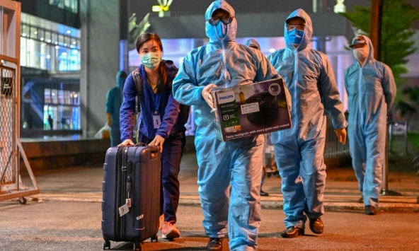 Chuyến bay đón 120 người Việt mắc Covid-19 có những thách thức gì?