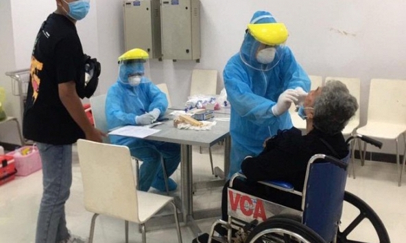 Xét nghiệm Covid-19 cho 10.000 người ở Đà Nẵng