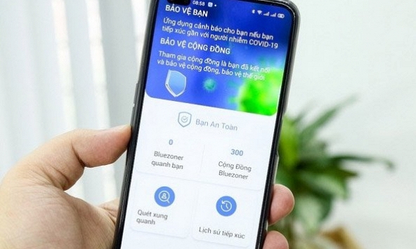 Cách sử dụng 'khẩu trang điện tử' Bluezone phòng Covid-19