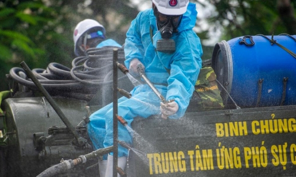 Thứ trưởng Bộ Y tế: Đỉnh dịch dự kiến trong vòng 10 ngày tới