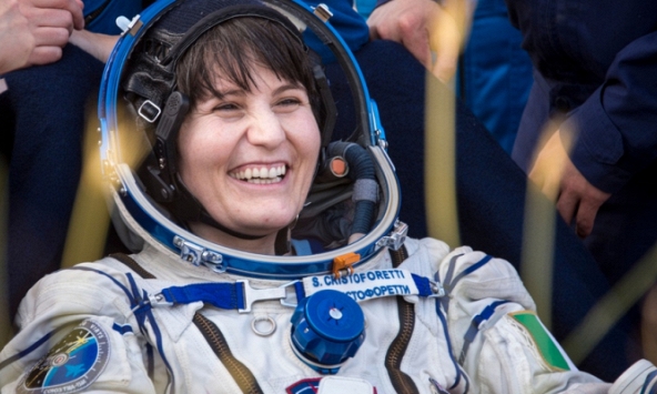 Nhật ký của nữ phi hành gia Italy đầu tiên