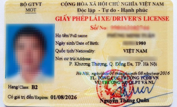 Chính phủ đồng ý với đề xuất bằng lái xe được cấp 12 điểm/năm