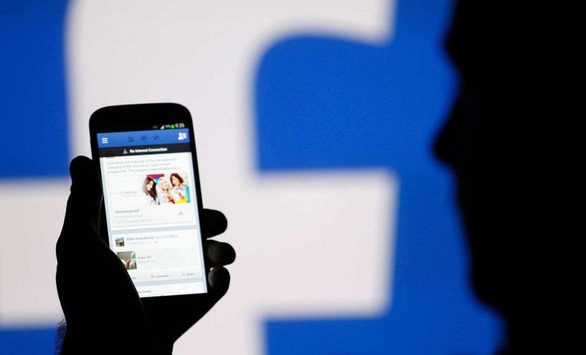 Úc xem xét dự luật yêu cầu Facebook, Google phải trả tiền cho báo chí