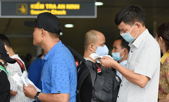Khách nhập cảnh sẽ phải chờ ở sân bay thêm 1,5 - 4 giờ để xét nghiệm