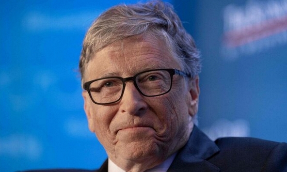 Bill Gates nhận định, nhân loại đã 'thụt lùi 25 năm' do Covid-19