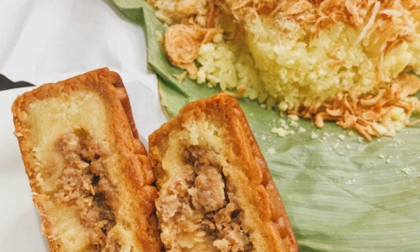 Bánh Trung Thu xôi xéo: sáng tạo hay sự kết hợp 'lạc quẻ'?