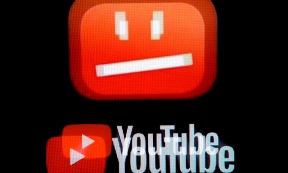 Kiểm duyệt viên YouTube kiện công ty vì phải các video bạo lực, giết người