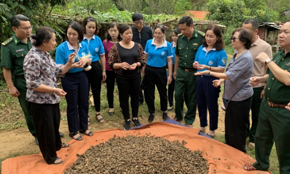 Hội Nữ trí thức “đồng hành cùng phụ nữ biên cương” tham gia phát triển kinh tế gắn với an ninh quốc phòng