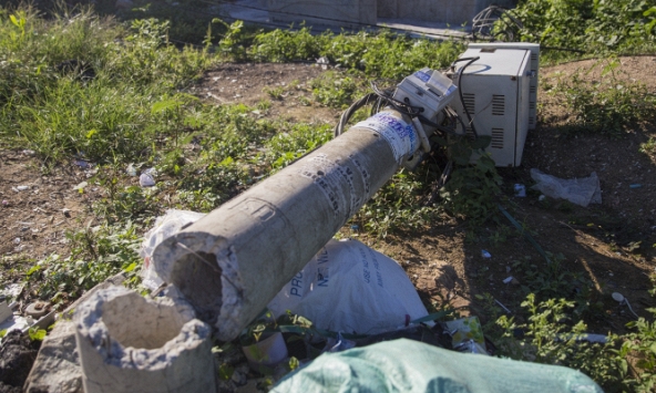 Hàng trăm cột điện bị đổ gãy, cần xem lại toàn bộ quy trình?