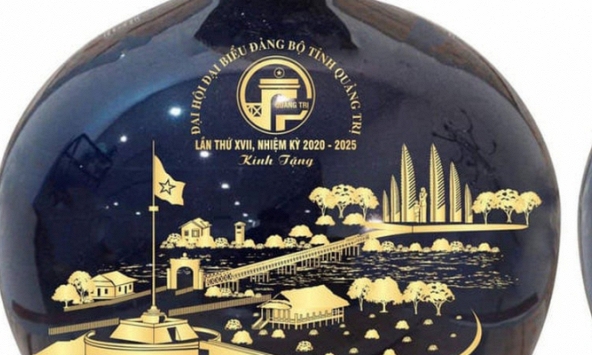 Quảng Trị quyết định không thực hiện việc mua 'bình hút tài lộc' làm quà tặng đại hội Đảng