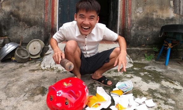 'Thế lực' nào đằng sau những video nhảm nhí trên Youtube?