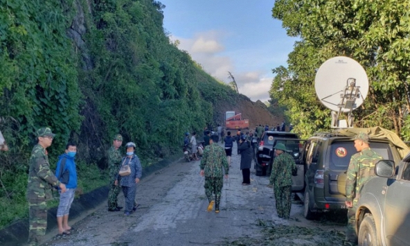 Cả gia đình bí thư xã Trà Leng mất tích trong vụ sạt lở