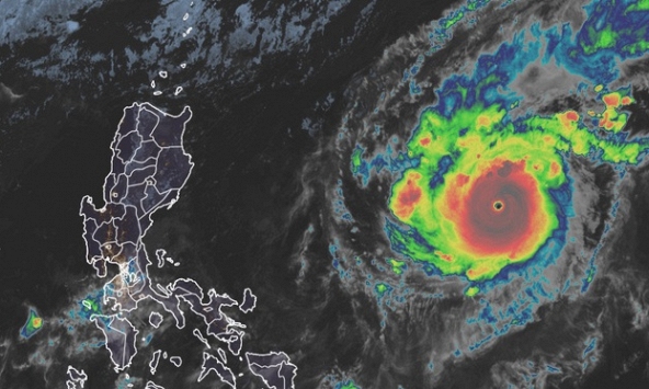 Bão Goni đã mạnh lên, trở thành cơn bão mạnh nhất trên Trái Đất năm 2020