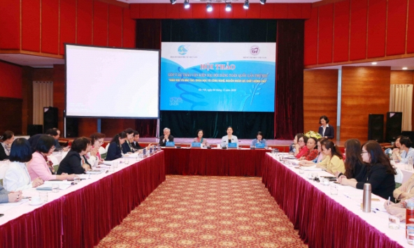 Lực lượng phụ nữ góp ý vào Dự thảo Văn kiện Đại hội Đảng toàn quốc lần thứ XIII