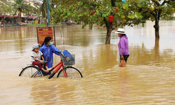  Thành phố Hội An bị nước bủa vây