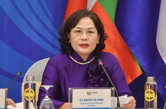 Chân dung nữ thống đốc đầu tiên của Việt Nam