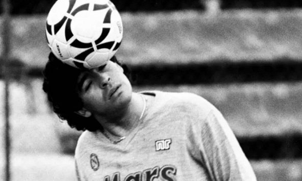 Maradona - Lời nguyền đắm đuối