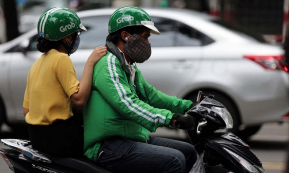 Grab tăng giá 5-6% dịch vụ taxi, xe ôm công nghệ