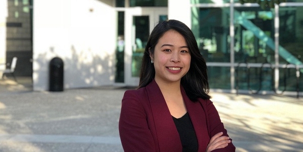 Người phụ nữ gốc Việt 25 tuổi nhậm chức thị trưởng ở California