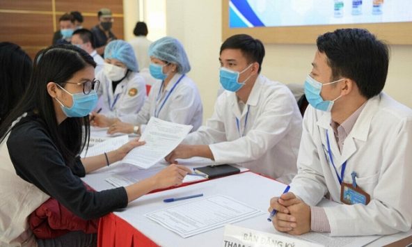 Đã có khoảng 200 người đăng ký thử nghiệm vaccine Nanocovax