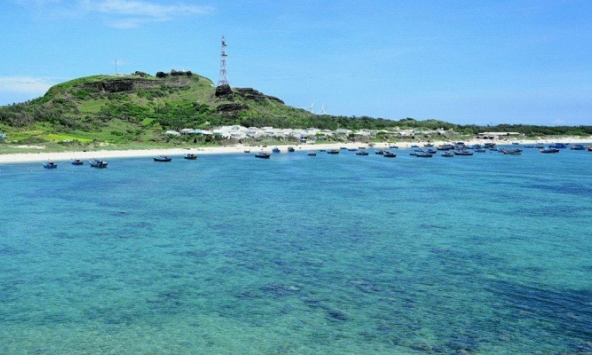 Tàu Panama khi đang vào đảo Phú Quý, 15 thủy thủ mất tích