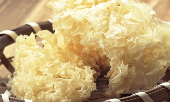 Mua yến sào trên mạng, người mua nhận được... nấm tuyết