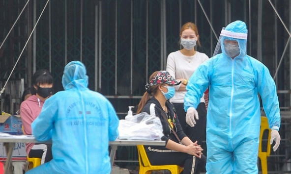 Bộ trưởng Bộ Y tế khuyến cáo về khả năng xâm nhập của SARS-CoV-2 chủng mới vào Việt Nam