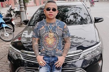 Bắt 2 nghi phạm liên quan vụ nổ súng vào ô tô của 'thánh chửi' Dương Minh Tuyền