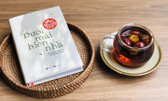 'Thưởng trà dưới mái hiên nhà': Khoảng lặng làm cuộc đời ý nghĩa hơn