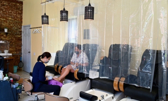 Ba công dân Mỹ gốc Việt bị truy tố vì tội buôn người và trục lợi tiền vay cứu trợ Covid-19