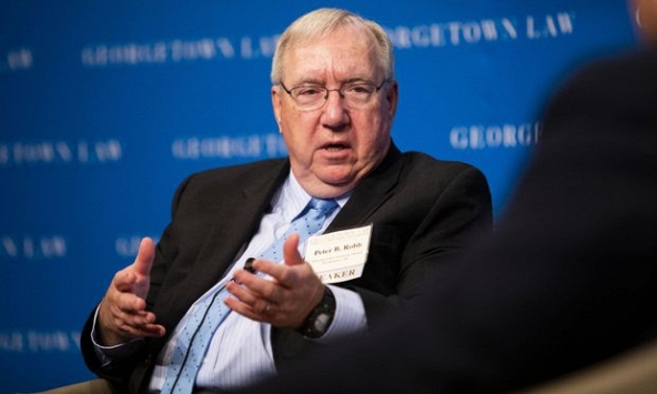 Tổng thống Joe Biden sa thải hai quan chức của chính quyền Trump