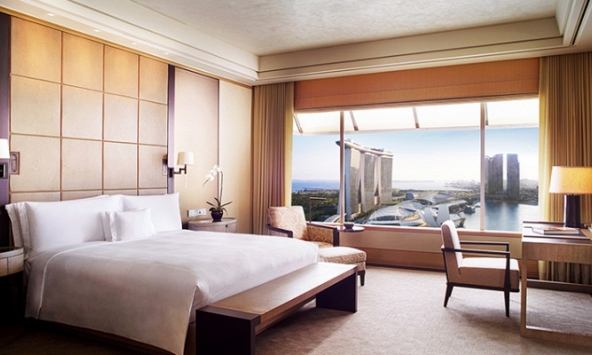 Khách sạn 5 sao đua nhau giảm giá để cứu thua lỗ