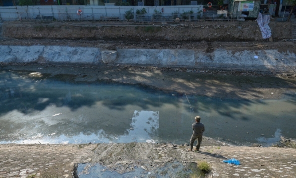 'Giải cứu' sông Tô Lịch bằng nước sông Hồng như thế nào?