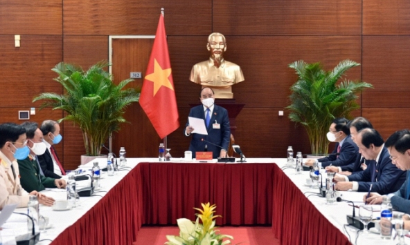 Thủ tướng yêu cầu phong tỏa 21 ngày toàn bộ thành phố Chí Linh, tạm dừng hoạt động sân bay Vân Đồn