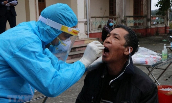 Xét nghiệm toàn bộ người về từ ổ dịch Hải Dương, Quảng Ninh