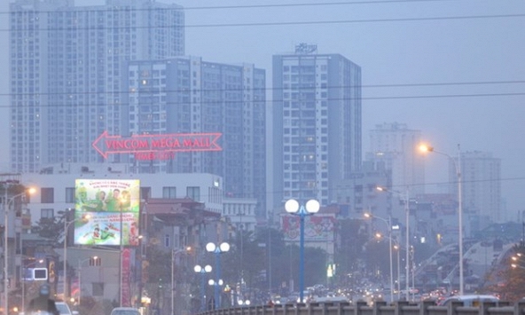 Sương mù dày, không khí tại Hà Nội lại ô nhiễm ở mức có hại