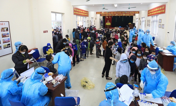 Xét nghiệm Covid-19 quá tải