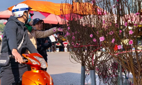 Cảnh báo mưa dông trước Tết Nguyên Đán