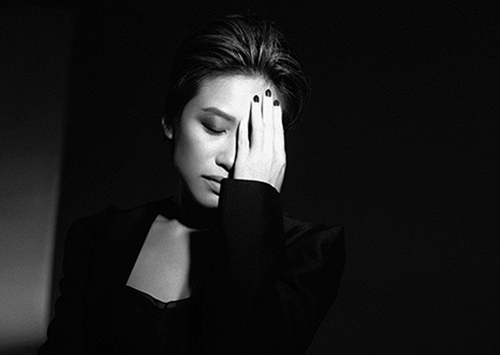 Trần Ly Ly: “Hội 7x, 8x cũng vừa lái xe, vừa nghe Ngọt oang oang, Oh so beautiful!”