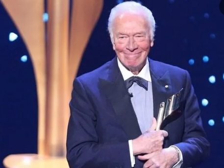 Tài tử gạo cội Christopher Plummer qua đời ở tuổi 91