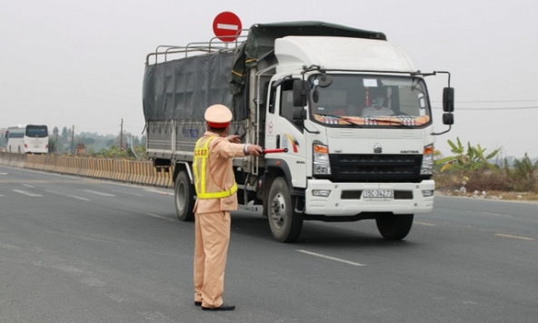 Bộ GTVT yêu cầu đảm bảo lưu thông hàng hóa giữa Hải Dương và Hải Phòng