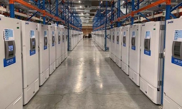 Mỹ: FDA cho phép bảo quản vắcxin Pfizer/BioNTech bằng tủ thông thường