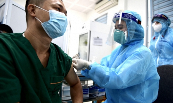 Chuyên gia đánh giá về khả năng Việt Nam đạt miễn dịch cộng đồng với Covid-19