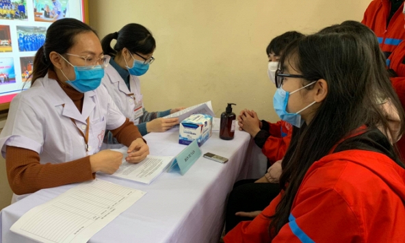 30 tình nguyện viên tiếp theo được tiêm thử nghiệm vaccine COVIVAC trong tuần này