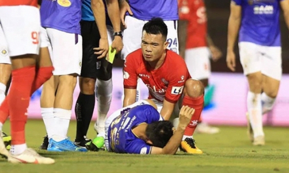 Ngô Hoàng Thịnh lần đầu lên tiếng sau va chạm: 'Tôi mong người bị đau là mình chứ không phải Hùng Dũng'